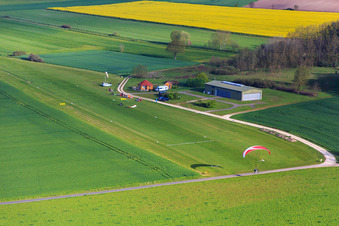 Luftaufnahme von UL Flugplatz Burgebrach im Ortsteil Grasmannsdorf im Bundesland Bayern, Deutschland