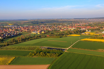 Stadtansicht aus Nordosten in Volkach im Bundesland Bayern, Deutschland