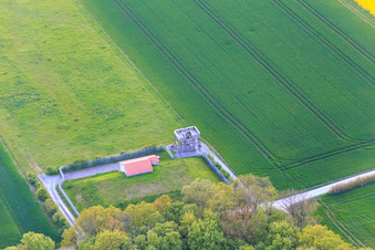 Luftbild von Aussichtsturm Sennfeld im Ortsteil Reichelshof im Bundesland Bayern, Deutschland