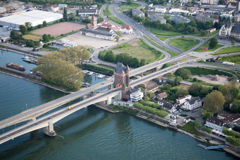 Luftbild von Worms, Nibelungenbrücke im Bundesland Rheinland-Pfalz, Deutschland