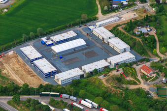 Containersiedlung für Flüchtlichge und Asybewerber in Bensheim im Bundesland Hessen, Deutschland