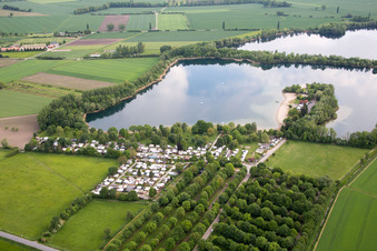 Campingplatz Riedsee im Ortsteil Leeheim in Riedstadt im Bundesland Hessen, Deutschland