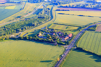 Gut Kirschgartshausen am Rheindamm im Ortsteil Sandhofen in Mannheim im Bundesland Baden-Württemberg, Deutschland