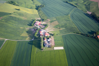 Hof Hirtenwiese und Pferdepension Ährenhof in Reinheim im Bundesland Hessen, Deutschland