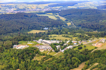 Fraunhofer-Institut für Chemische Technologie (ICT) aus Westen im Ortsteil Grötzingen in Karlsruhe im Bundesland Baden-Württemberg, Deutschland