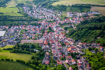 Dorfansicht im Ortsteil Tairnbach in Mühlhausen im Bundesland Baden-Württemberg, Deutschland