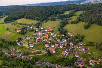 Ortsteil Brombach in Eberbach im Bundesland Baden-Württemberg, Deutschland aus der Vogelperspektive