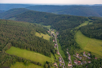 Schrägluftbild von Ortsteil Brombach in Eberbach im Bundesland Baden-Württemberg, Deutschland