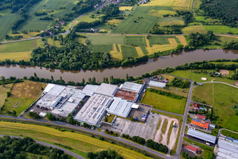 Luftbild von Industrie- und Gewerbegebiet Magna Mirrors GmbH im Ortsteil Wildensee in Dorfprozelten im Bundesland Bayern, Deutschland