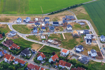 Luftbild von Neubaugebiet Schönbornstr in Waldbrunn im Bundesland Bayern, Deutschland