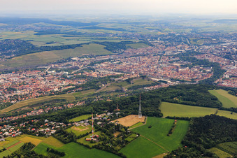 Telekom-Hilfssendemast, Sendeturm und Richtfunkturm Würzburg-Frankenwarte am Höhenzug Kapellenweg Höchberg im Bundesland Bayern, Deutschland