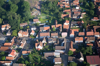 Ortsteil Altenstadt in Wissembourg im Bundesland Bas-Rhin, Frankreich von der Drohne aus gesehen