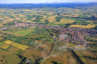 Luftbild von Dorfansicht am Viehstrich aus Süden in Steinfeld im Bundesland Rheinland-Pfalz, Deutschland
