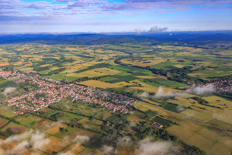 Dorfansicht am Viehstrich aus Südosten im Ortsteil Kleinsteinfeld in Steinfeld im Bundesland Rheinland-Pfalz, Deutschland