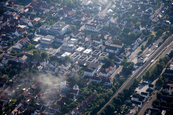 "Im Stadkern" Neubau der RiBa GmbH zw. Bismarck- und Gartenstr in Kandel im Bundesland Rheinland-Pfalz, Deutschland aus der Drohnenperspektive