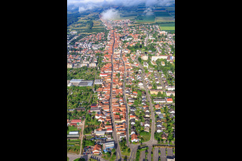 Luftaufnahme von Rheinstr(B427) von Osten in Kandel im Bundesland Rheinland-Pfalz, Deutschland