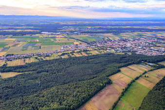 Saarstr von Süden in Kandel im Bundesland Rheinland-Pfalz, Deutschland