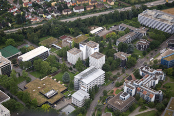 Luftbild von Gebäudekomplex der Hochschule SRH im Ortsteil Wieblingen in Heidelberg im Bundesland Baden-Württemberg, Deutschland