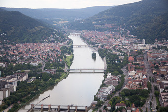 Luftbild von Neckar und Neuenheim in Heidelberg im Bundesland Baden-Württemberg, Deutschland