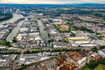 Rheinau, Hafen in Mannheim im Bundesland Baden-Württemberg, Deutschland