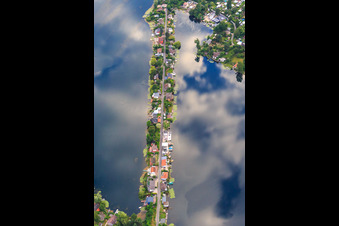 Luftbild von Mittelweg zwischen Schwanenweiher und Adriaweiher im Naherholungsgebiet Blaue Adria in Altrip im Bundesland Rheinland-Pfalz, Deutschland