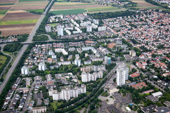 Ortsteil Oggersheim in Ludwigshafen am Rhein im Bundesland Rheinland-Pfalz, Deutschland aus der Luft