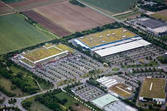 Metro im Ortsteil Oggersheim in Ludwigshafen am Rhein im Bundesland Rheinland-Pfalz, Deutschland