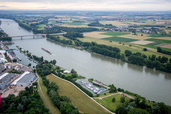 Drohnenaufname von Worms im Bundesland Rheinland-Pfalz, Deutschland