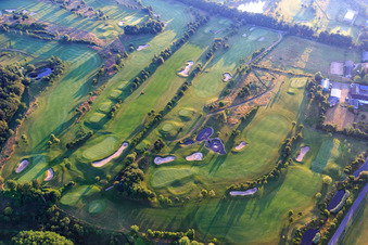 Luftaufnahme von Golfplatz des Golfclub am Donnersberg e.V in Imsbach im Bundesland Rheinland-Pfalz, Deutschland