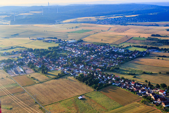 Ortsansicht aus Nordwesten in Börrstadt im Bundesland Rheinland-Pfalz, Deutschland