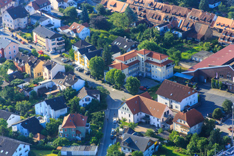 Luftaufnahme von ABM Apartment Haus Ferienwohnungen in der Bahnhofstr in Zwingenberg im Bundesland Hessen, Deutschland