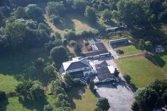 Drohnenbild von Ortsteil Auerbach in Bensheim im Bundesland Hessen, Deutschland
