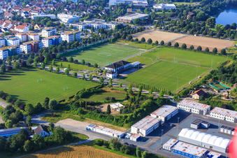 Zum Sportpark mit SSG Bensheim Hockey und  FC Italia Bensheim e.V im Bundesland Hessen, Deutschland