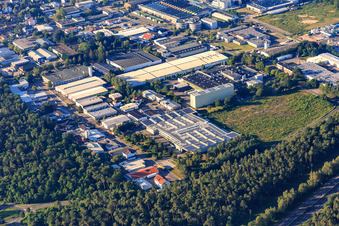 Industriegebiet Boschstraße mit Loeser GmbH - Niederberger Nibru und HORNBACH Logistikzentrum Speyer im Bundesland Rheinland-Pfalz, Deutschland