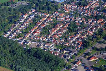 Siedlung Gartenstadt aus Südosten in Kandel im Bundesland Rheinland-Pfalz, Deutschland