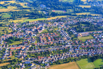Ortsübersicht aus Süden im Ortsteil Kübelberg in Schönenberg-Kübelberg im Bundesland Rheinland-Pfalz, Deutschland