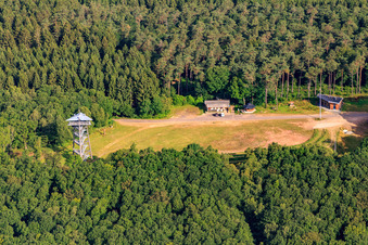 Luftbild von Aussichtsturm Hattgenstein im Bundesland Rheinland-Pfalz, Deutschland