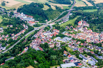 Kirchengebäude der Katholischen Kirche Herz Jesu in Winnweiler im Bundesland Rheinland-Pfalz, Deutschland