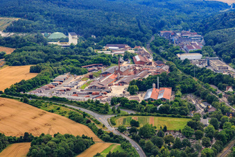 Ziegelwerk der Wienerberger GmbH, Werk Eisenberg (Pfalz) im Bundesland Rheinland-Pfalz, Deutschland
