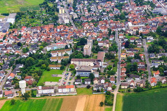 Asklepios Südpfalzkliniken von Norden in Kandel im Bundesland Rheinland-Pfalz, Deutschland