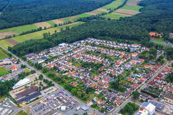 Luftbild von Siedlung Gartenstadt von Nordosten in Kandel im Bundesland Rheinland-Pfalz, Deutschland