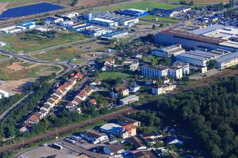 Rheintalbahnstraße in Waghäusel im Bundesland Baden-Württemberg, Deutschland
