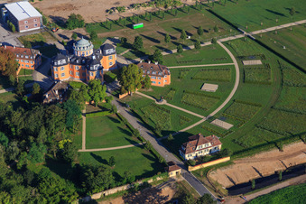 Eremitage Waghäusel im Bundesland Baden-Württemberg, Deutschland von oben