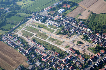Neubaugebiet Am Römerberg im Ortsteil Heiligenstein im Bundesland Rheinland-Pfalz, Deutschland