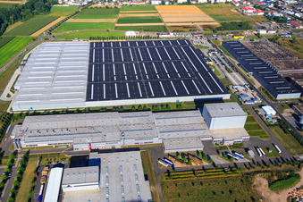 Progroup Board GmbH, Tricor Packaging & Logistics AG und Mercedes-Benz Logistikcenter in Offenbach an der Queich im Bundesland Rheinland-Pfalz, Deutschland