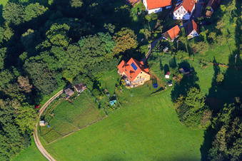 Luftbild von Ortsteil Schlichenreuth im Ortsteil Walkersbrunn in Gräfenberg im Bundesland Bayern, Deutschland
