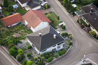Ortsteil Billigheim in Billigheim-Ingenheim im Bundesland Rheinland-Pfalz, Deutschland von der Drohne aus gesehen