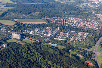 Luftbild von Ortsteil Weiherfeld-Dammerstock in Karlsruhe im Bundesland Baden-Württemberg, Deutschland