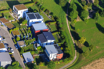 Fünfzig Morgen im Ortsteil Hohenwettersbach in Karlsruhe im Bundesland Baden-Württemberg, Deutschland