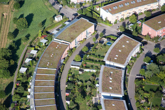 Schrägluftbild von Ortsteil Hohenwettersbach in Karlsruhe im Bundesland Baden-Württemberg, Deutschland